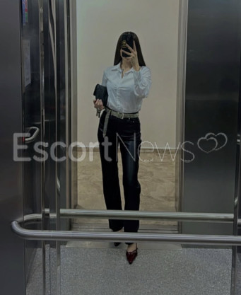 Photo escort girl Derin: the best escort service