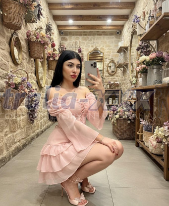 Photo escort girl Parla: the best escort service