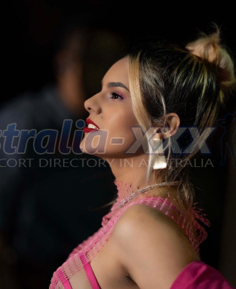 Photo escort girl Keytlyn: the best escort service