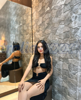 Photo escort girl Nabila : the best escort service