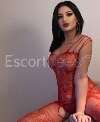 Photo escort girl Azra: the best escort service
