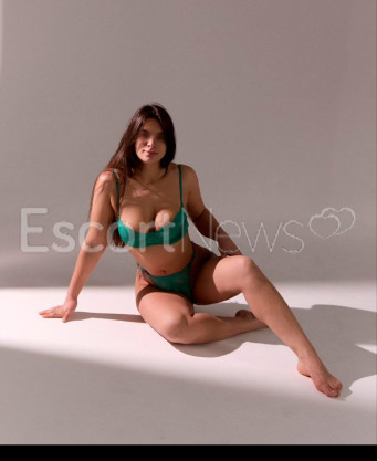 Photo escort girl Lina: the best escort service
