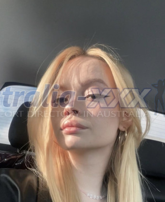 Photo escort girl Arina: the best escort service