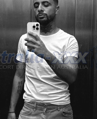 Photo escort girl Milo: the best escort service