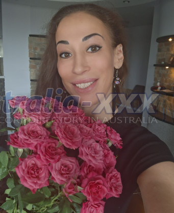 Photo escort girl JULIA TANTRA : the best escort service