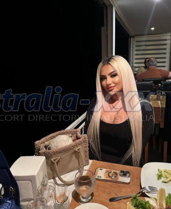 Photo escort girl Elif: the best escort service