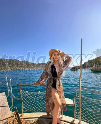 Photo escort girl Elif: the best escort service