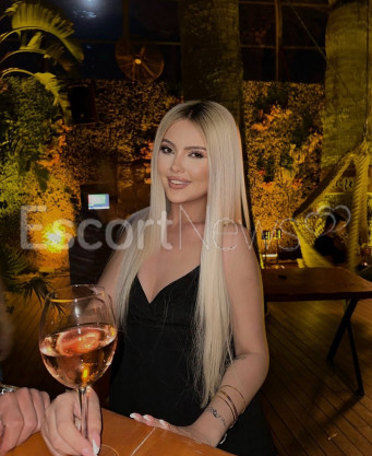Photo escort girl Elif: the best escort service
