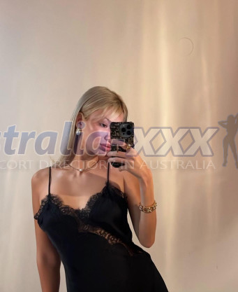 Photo escort girl Sofia: the best escort service