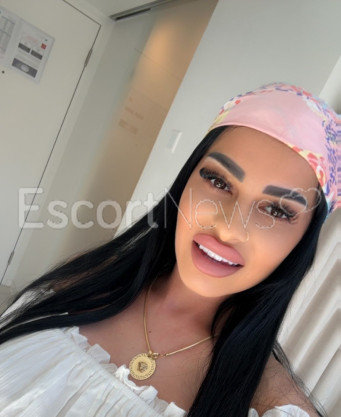 Photo escort girl Ryanna: the best escort service