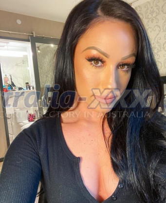 Photo escort girl Jenn: the best escort service