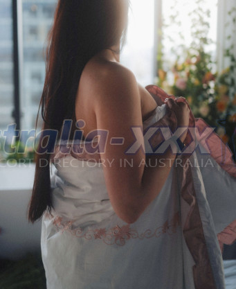 Photo escort girl Sarah: the best escort service