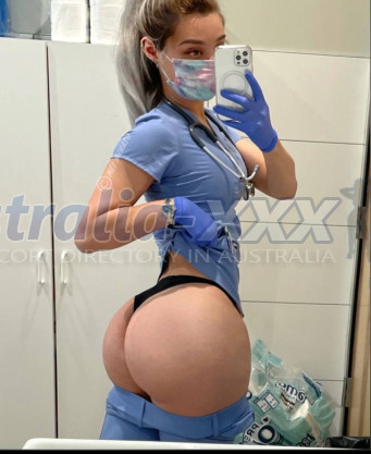 Photo escort girl Olli: the best escort service