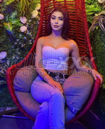 Photo escort girl Elisa : the best escort service