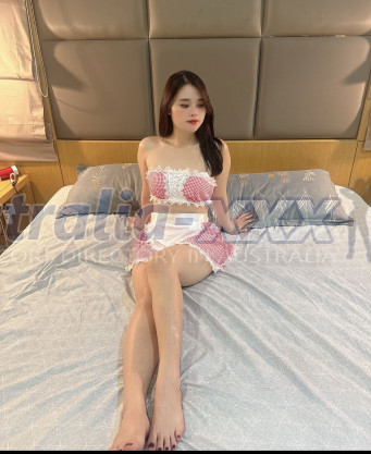 Photo escort girl Santi: the best escort service