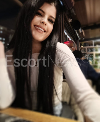 Photo escort girl Laila: the best escort service
