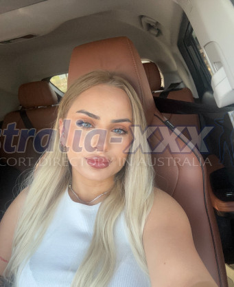 Photo escort girl Ceyda: the best escort service