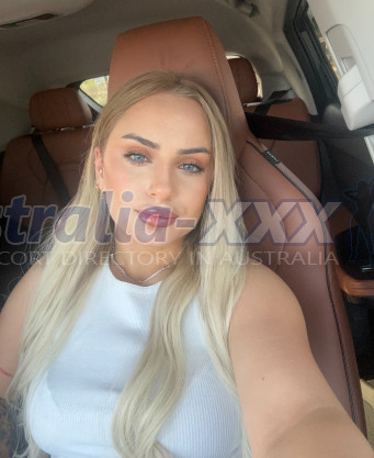 Photo escort girl Ceyda: the best escort service