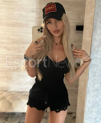 Photo escort girl Margo: the best escort service