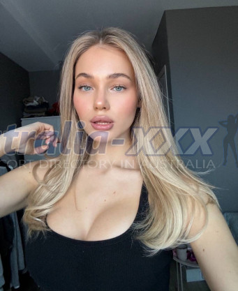 Photo escort girl Almina: the best escort service