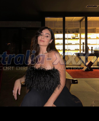 Photo escort girl Liah: the best escort service