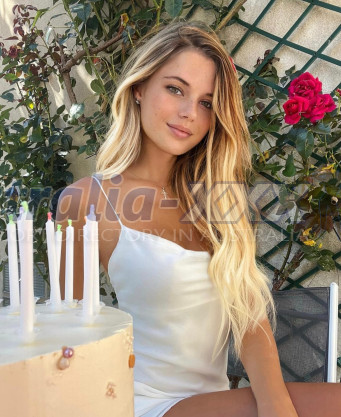 Photo escort girl Sahra: the best escort service