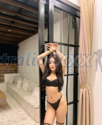 Photo escort girl Nindy: the best escort service