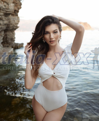 Photo escort girl Mali: the best escort service