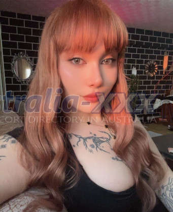 Photo escort girl larissa: the best escort service