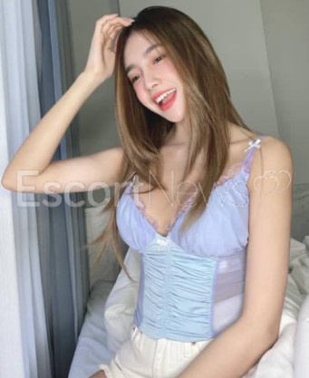 Photo escort girl Sina: the best escort service