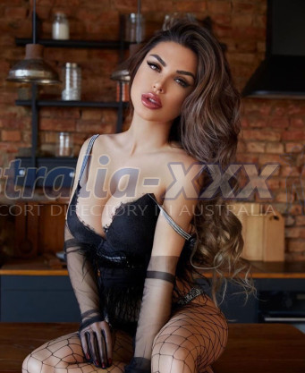 Photo escort girl Nikol YA: the best escort service