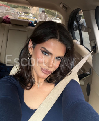 Photo escort girl Selis: the best escort service