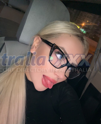 Photo escort girl Bella: the best escort service