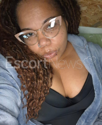 Photo escort girl VIOLETA: the best escort service