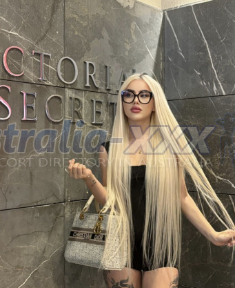 Photo escort girl Lina aura: the best escort service