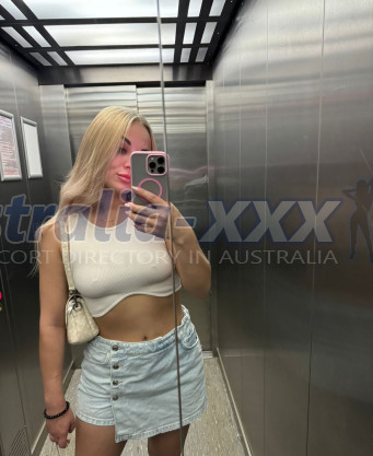 Photo escort girl Sofia : the best escort service