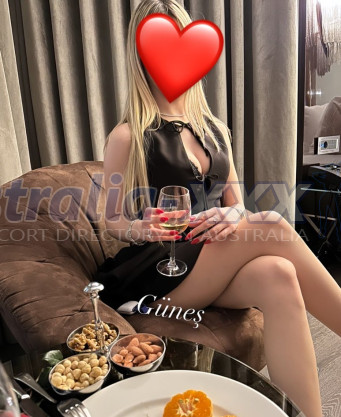 Photo escort girl Guness: the best escort service