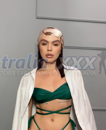 Photo escort girl Isabella: the best escort service
