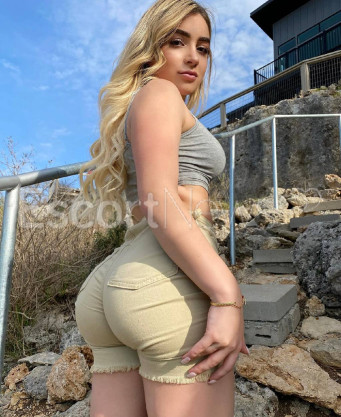 Photo escort girl Ivi: the best escort service