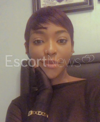 Photo escort girl Teyana: the best escort service