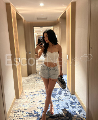 Photo escort girl Eysan: the best escort service