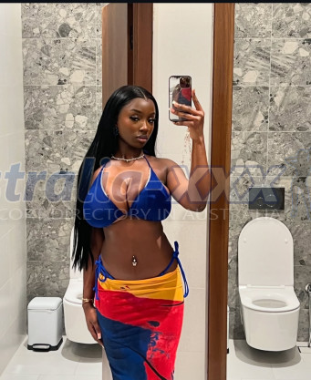 Photo escort girl Isabella: the best escort service