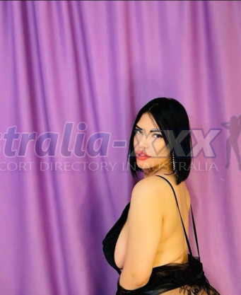 Photo escort girl Sarah: the best escort service