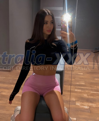 Photo escort girl Karina: the best escort service