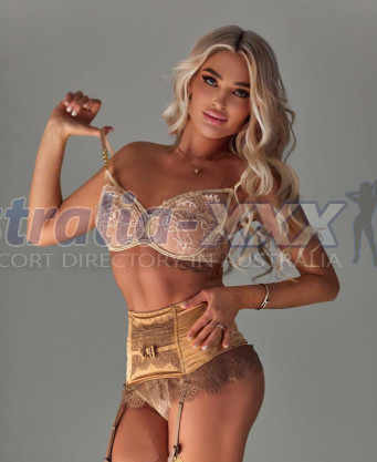 Photo escort girl Nicole: the best escort service