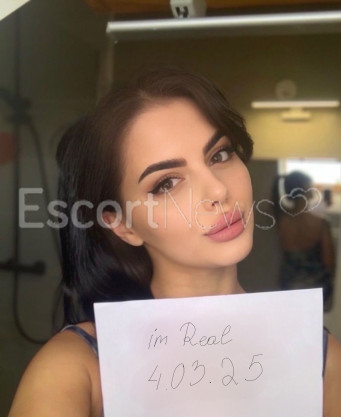 Photo escort girl Alexis: the best escort service