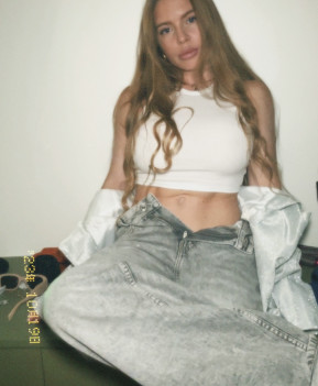 Alessandra Jane BraZZers XXX Star