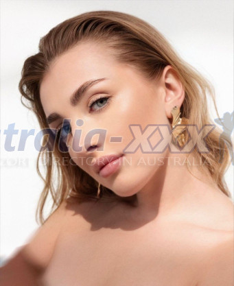 Photo escort girl Steisi: the best escort service