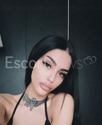 Photo escort girl Esila: the best escort service