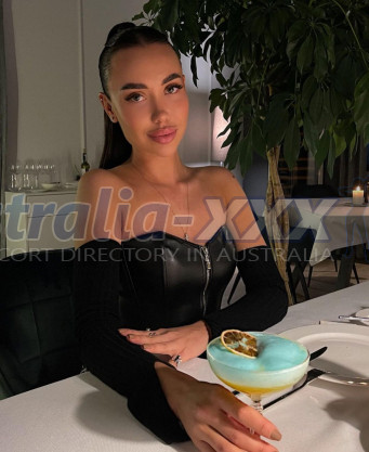 Photo escort girl Alya: the best escort service